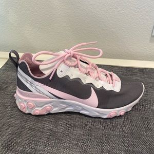 NWT Nike react custom pink grey sneakers size 7